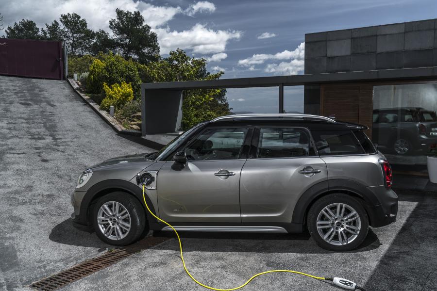  Mini Cooper S E Countryman ALL4 (F60) 2017 года  (WW) (фото 92 из 173)